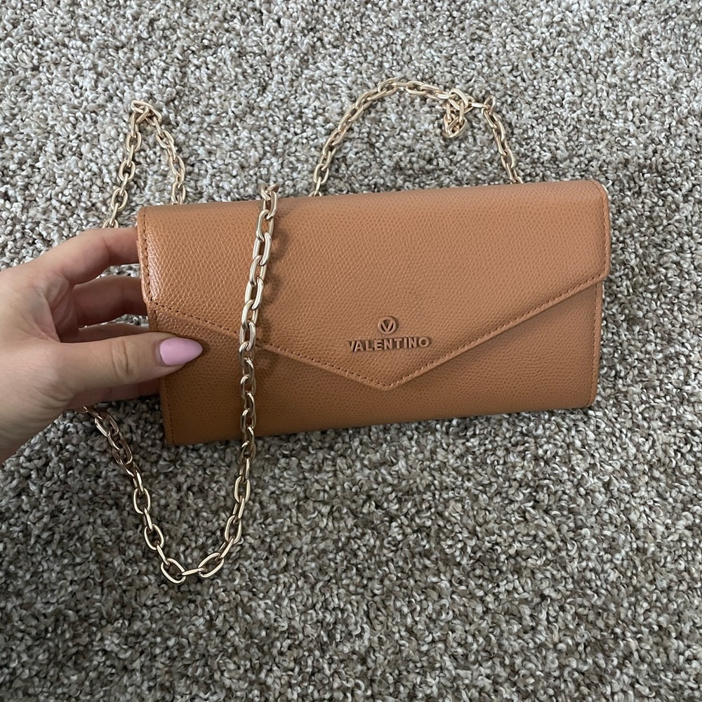 Valentino Leather Wallet-On-Chain (WOC)